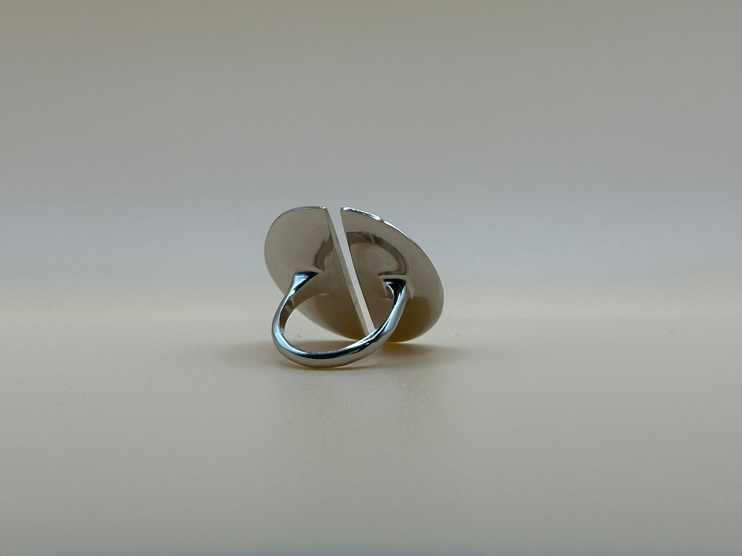 Ago Ring